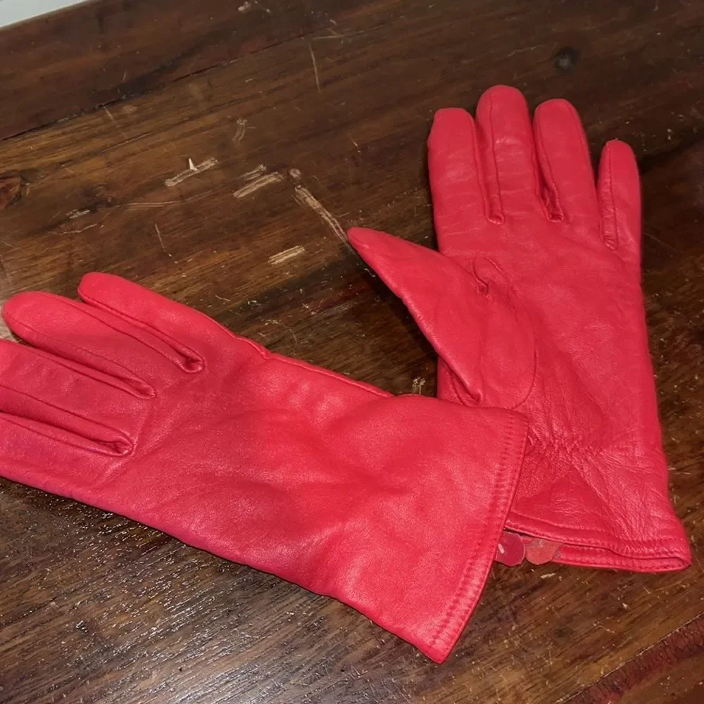 Women’s Red Leather insulated driving wear fashion  gloves L